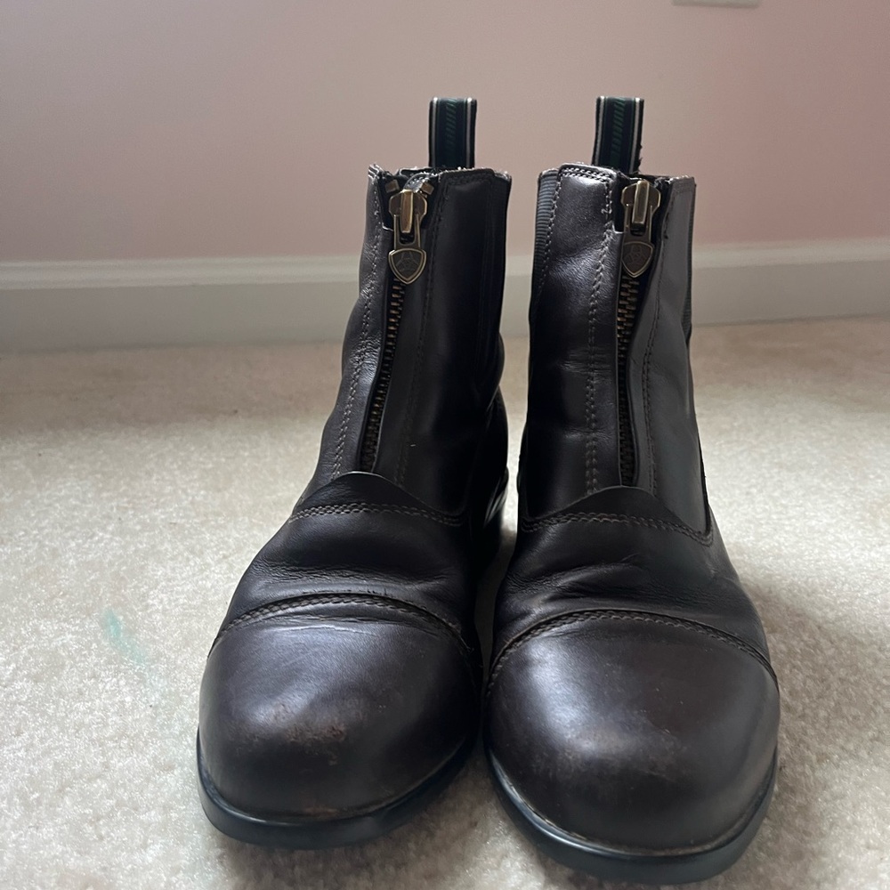 English horse riding paddock boots
